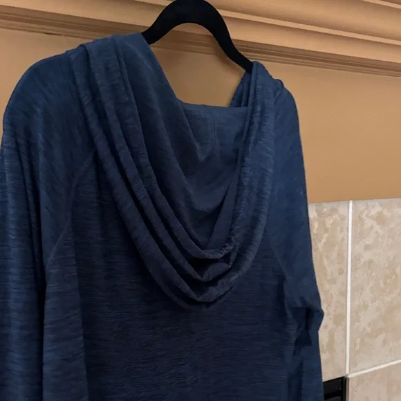 Maurices Deep Blue Women's Hoodie - Picture 4 of 4